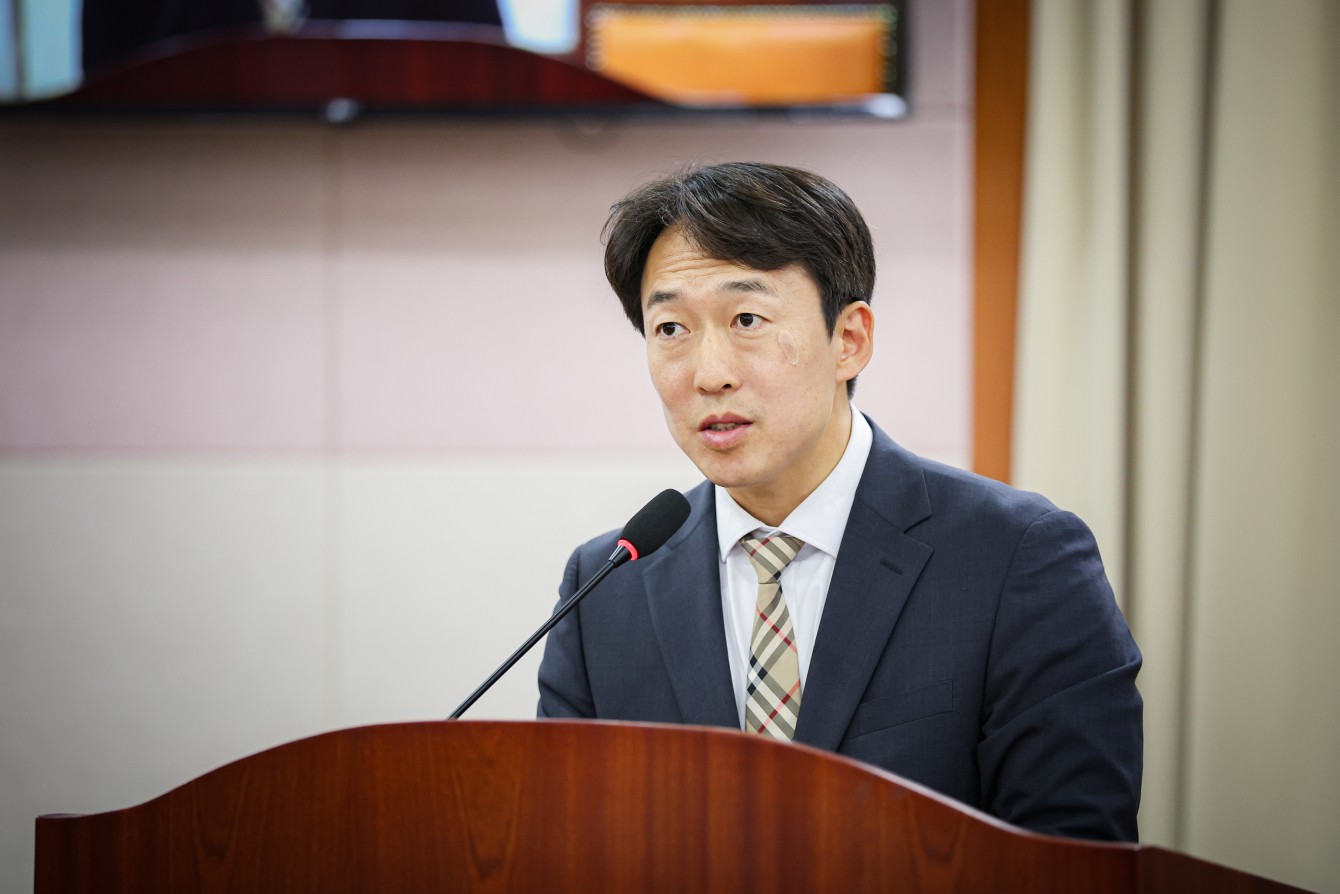 JIN_8421.jpg