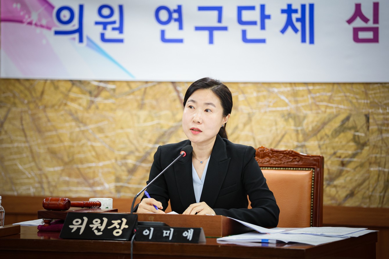 JIN_7954.jpg