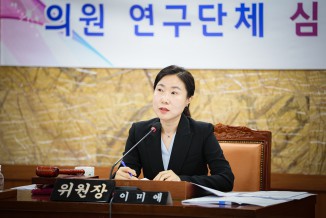 JIN_7954.jpg